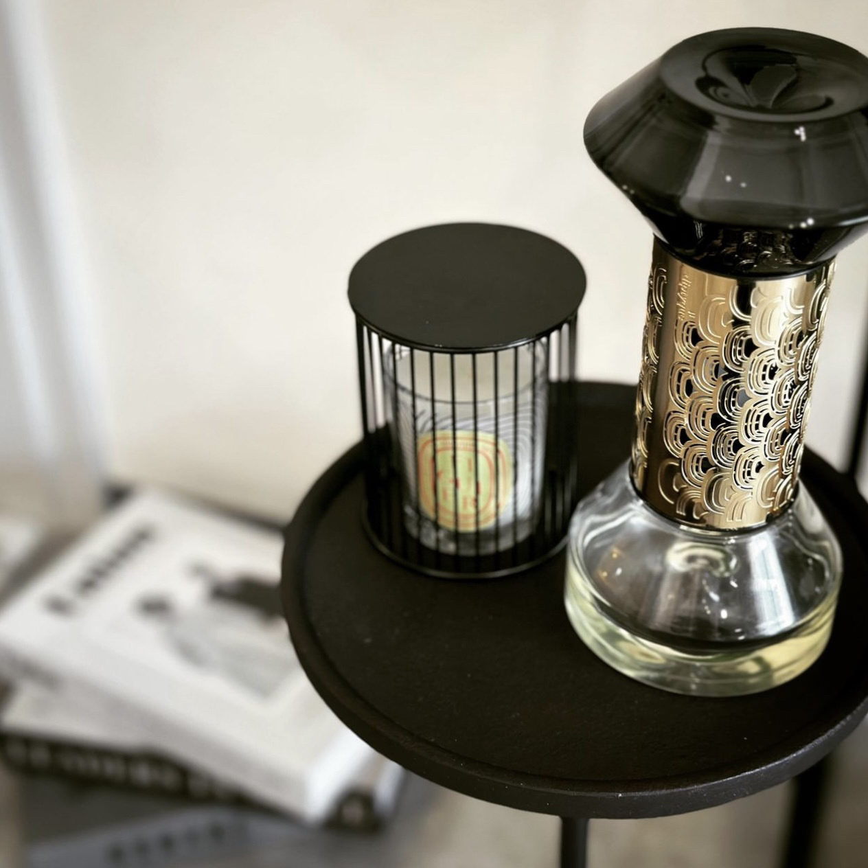 Diptyques الساعة الرملية الناش - مراجعة Home Fragrance Set وسعره
