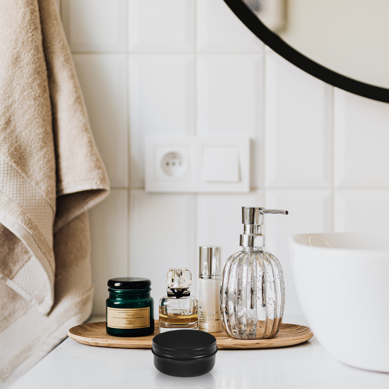 ناشر زيوت عطرية خشبي صغير الحج - مراجعة Home Fragrance Leather Diffuser وسعره